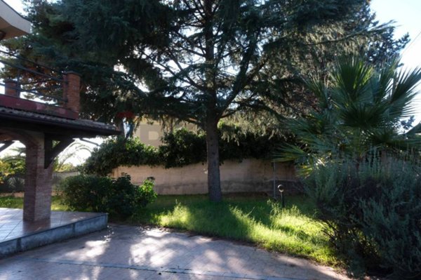 casa indipendente in vendita a Gravina di Catania