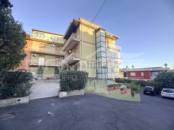 appartamento in vendita a Gravina di Catania