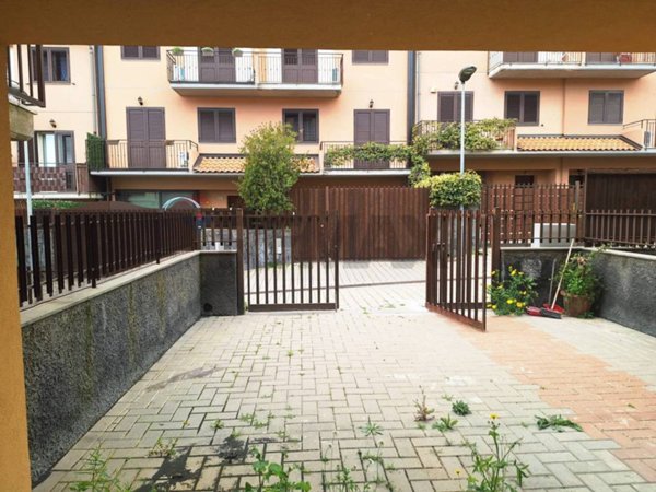 casa indipendente in vendita a Gravina di Catania