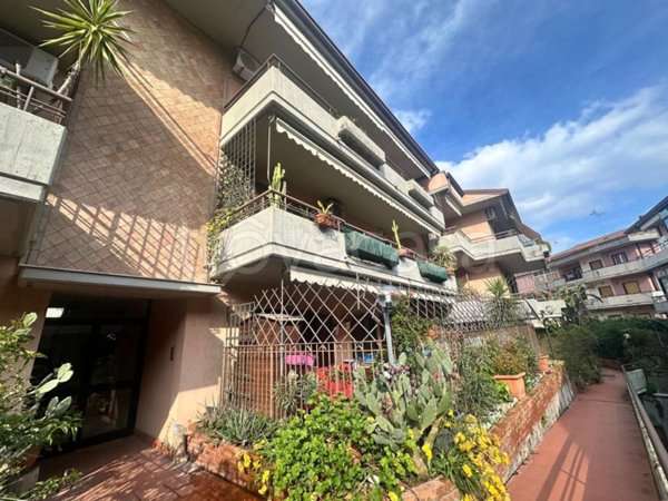 appartamento in vendita a Gravina di Catania