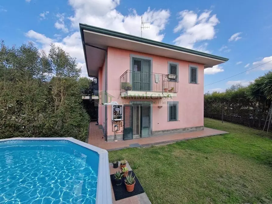 casa indipendente in vendita a Gravina di Catania