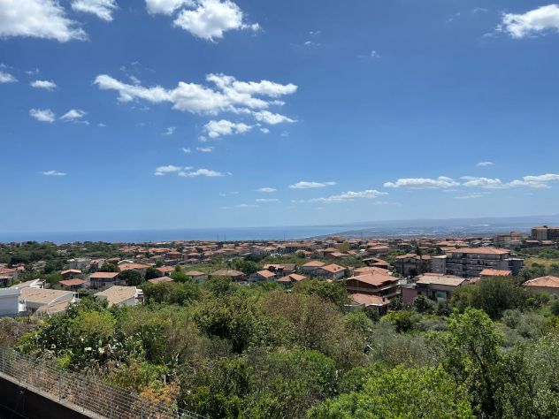 casa indipendente in vendita a Gravina di Catania