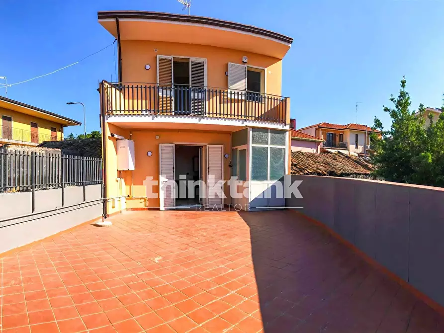 casa indipendente in vendita a Gravina di Catania