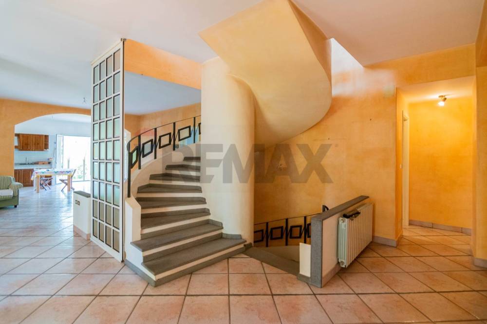 casa indipendente in vendita a Gravina di Catania