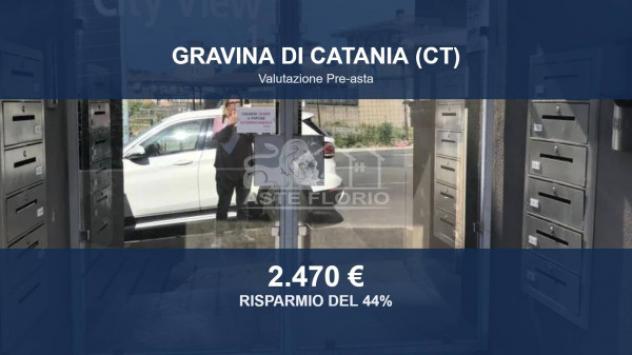 locale commerciale in vendita a Gravina di Catania