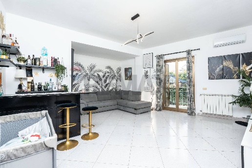 casa indipendente in vendita a Gravina di Catania