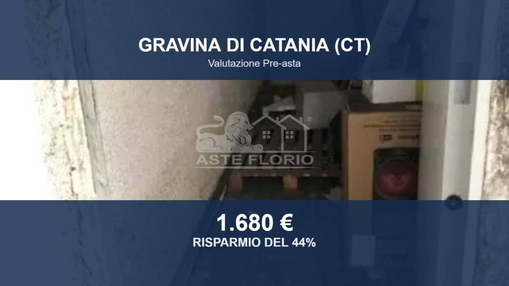 locale commerciale in vendita a Gravina di Catania