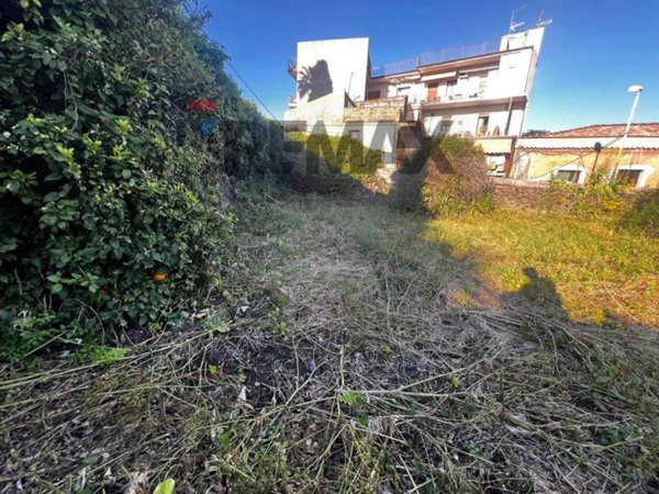 terreno edificabile in vendita a Gravina di Catania