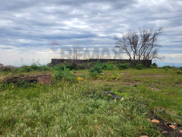 terreno agricolo in vendita a Gravina di Catania