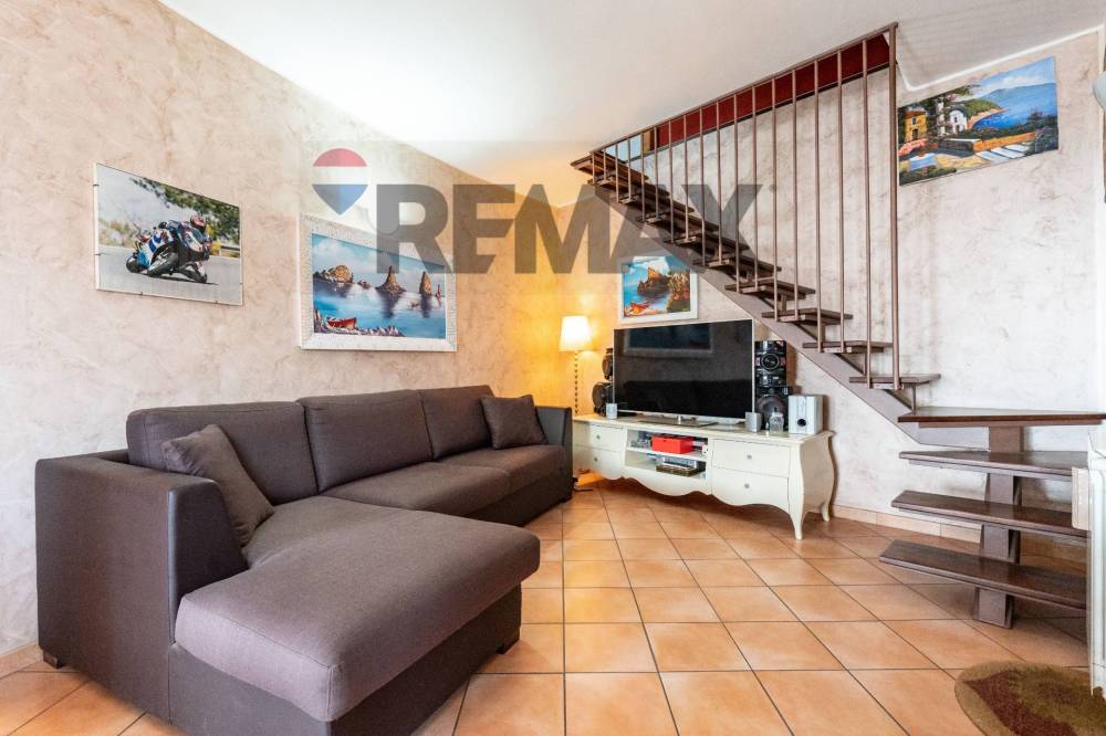 appartamento in vendita a Gravina di Catania