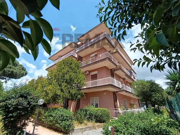 appartamento in vendita a Gravina di Catania in zona Coviello