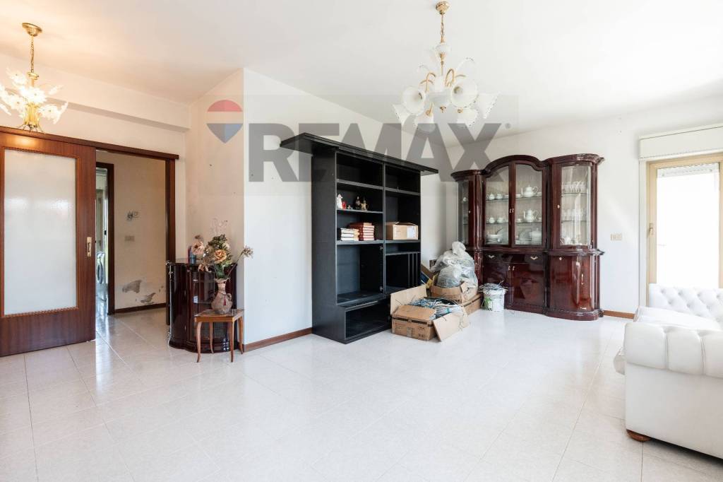 appartamento in vendita a Gravina di Catania in zona Coviello