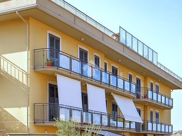 appartamento in vendita a Gravina di Catania in zona Coviello