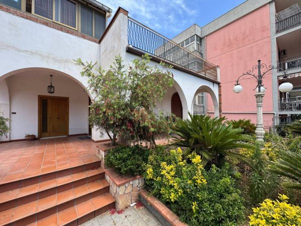 casa indipendente in vendita a Gravina di Catania in zona Coviello