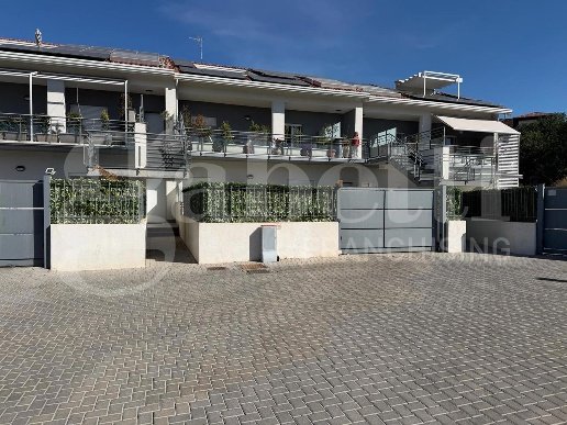 mansarda in vendita a Gravina di Catania in zona San Paolo