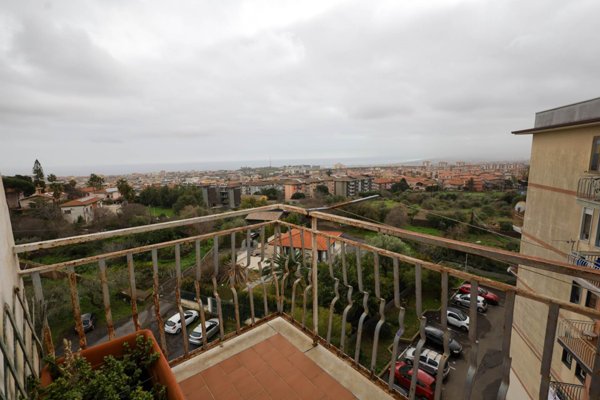 appartamento in vendita a Gravina di Catania in zona Coviello