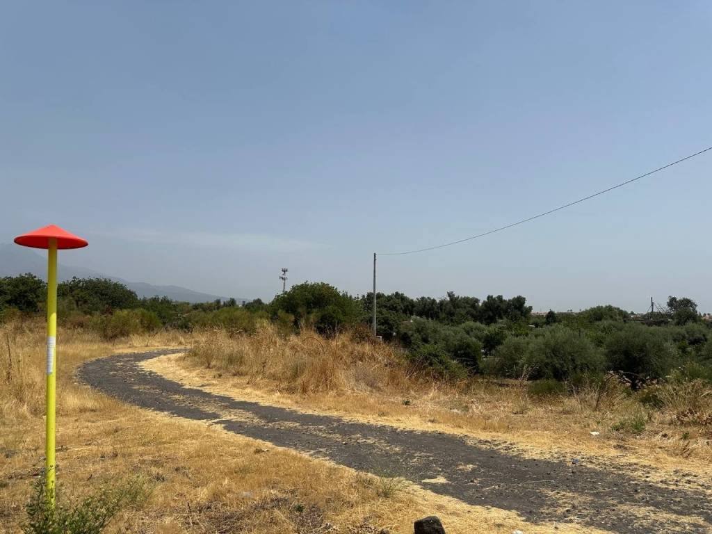 terreno agricolo in vendita a Gravina di Catania in zona Coviello