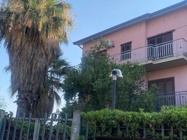 appartamento in vendita a Gravina di Catania in zona Coviello