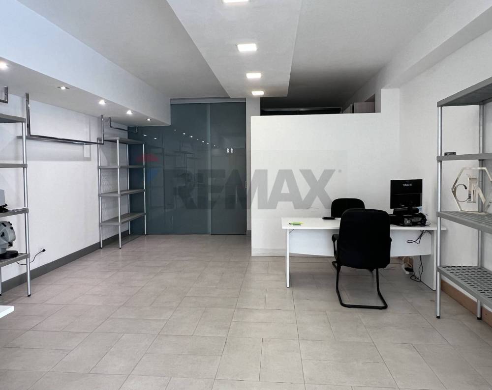 ufficio in vendita a Gravina di Catania