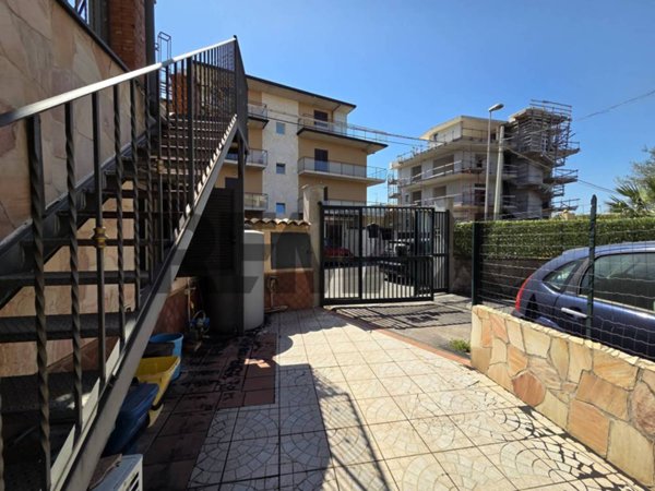 casa indipendente in vendita a Gravina di Catania in zona Coviello