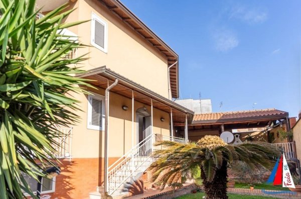 casa indipendente in vendita a Gravina di Catania in zona San Paolo