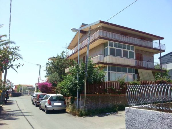 appartamento in vendita a Gravina di Catania in zona Coviello