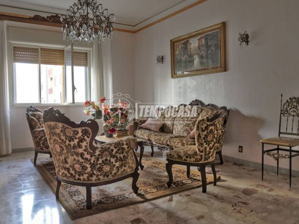 appartamento in vendita a Gravina di Catania in zona Fasano