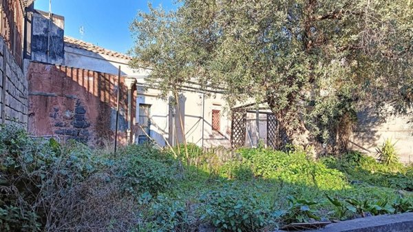 casa indipendente in vendita a Gravina di Catania in zona San Paolo