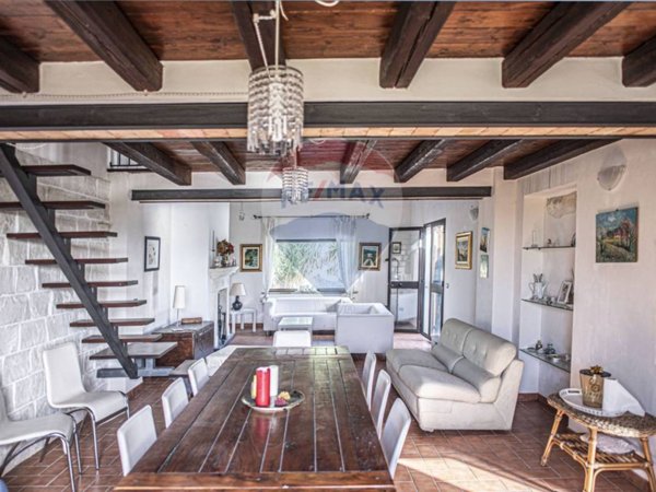 casa indipendente in vendita a Licodia Eubea