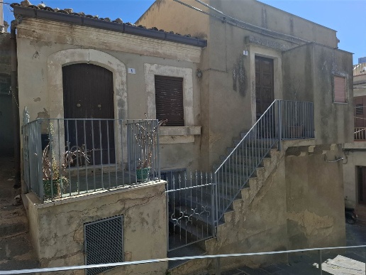 casa indipendente in vendita a Licodia Eubea