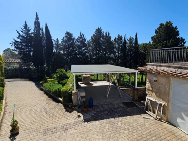casa indipendente in vendita a Licodia Eubea