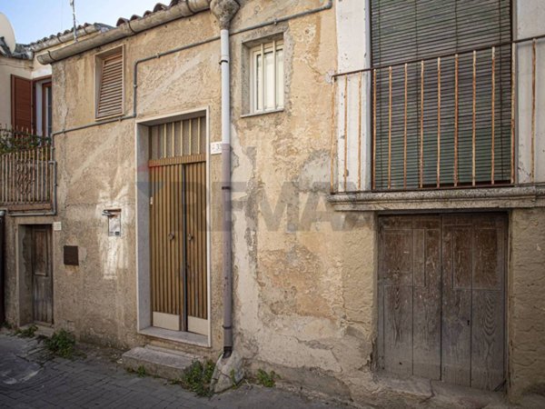 casa indipendente in vendita a Licodia Eubea