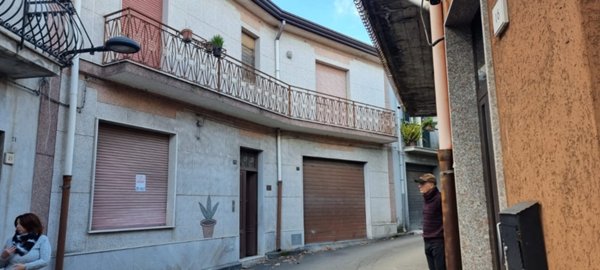 casa indipendente in vendita a Linguaglossa