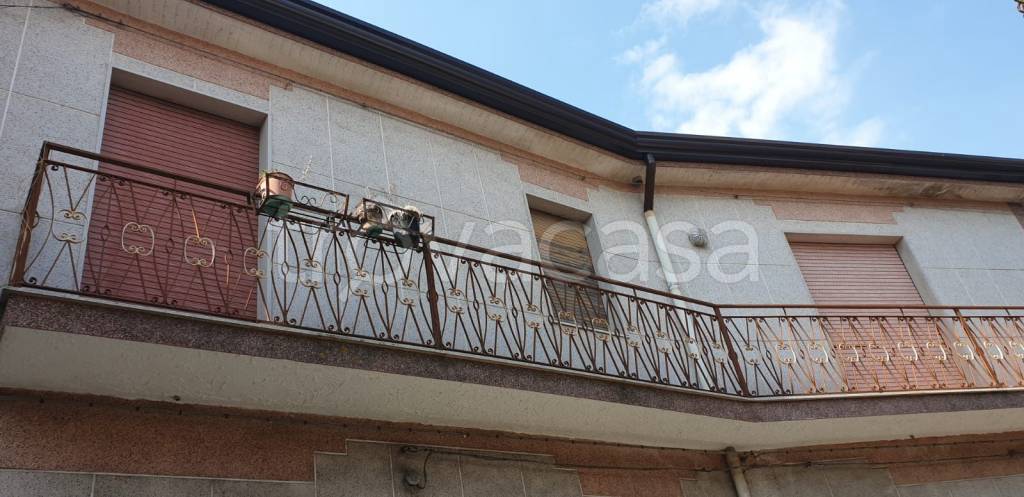 casa indipendente in vendita a Linguaglossa