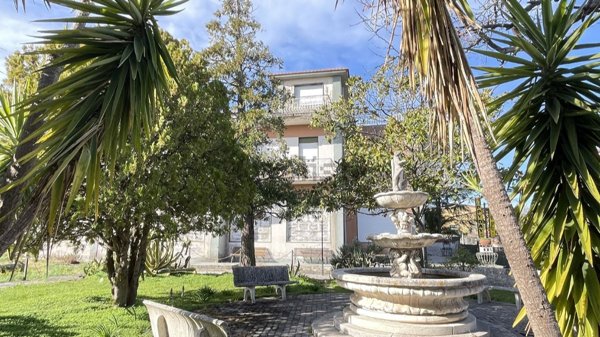 terreno edificabile in vendita a Linguaglossa