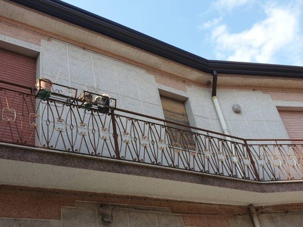 casa indipendente in vendita a Linguaglossa