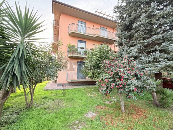 appartamento in vendita a Linguaglossa in zona Catena