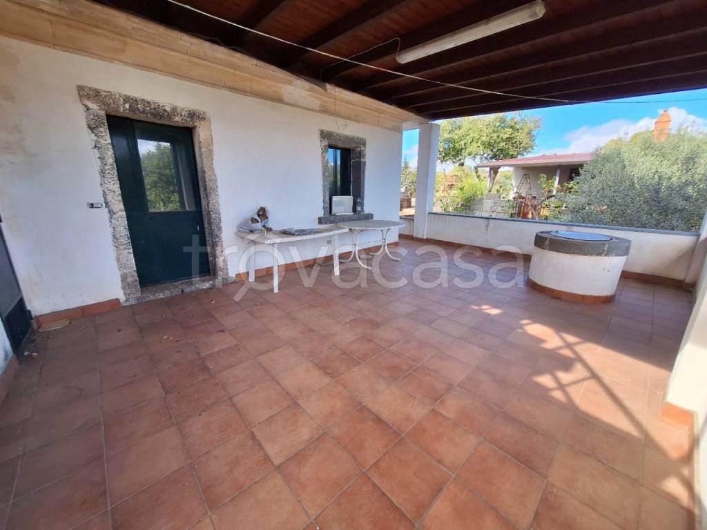 casa indipendente in vendita a Linguaglossa