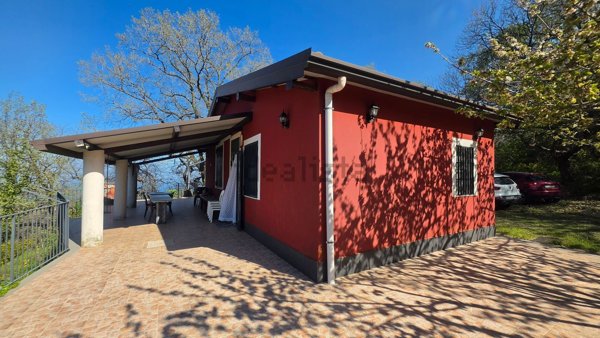 casa indipendente in vendita a Linguaglossa