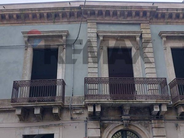 casa indipendente in vendita a Linguaglossa