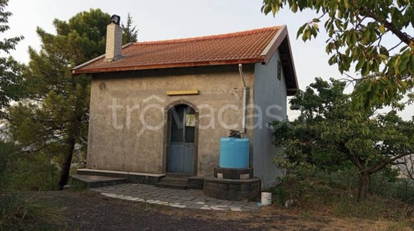 casa indipendente in vendita a Linguaglossa