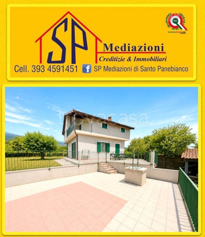 casa indipendente in vendita a Linguaglossa