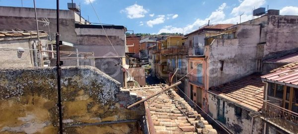 casa indipendente in vendita a Maletto