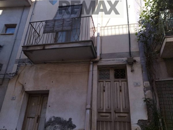 casa indipendente in vendita a Maletto