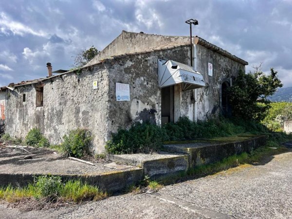 casa indipendente in vendita a Mascali in zona Fondachello
