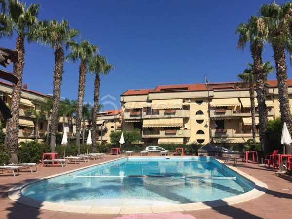 appartamento in vendita a Mascali in zona Fondachello