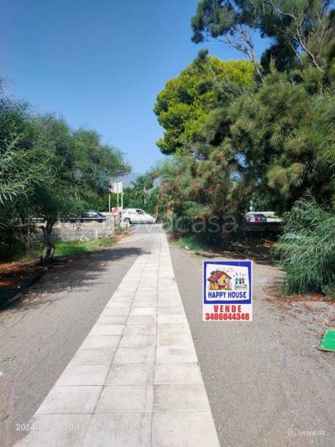 negozio in vendita a Mascali in zona Fondachello