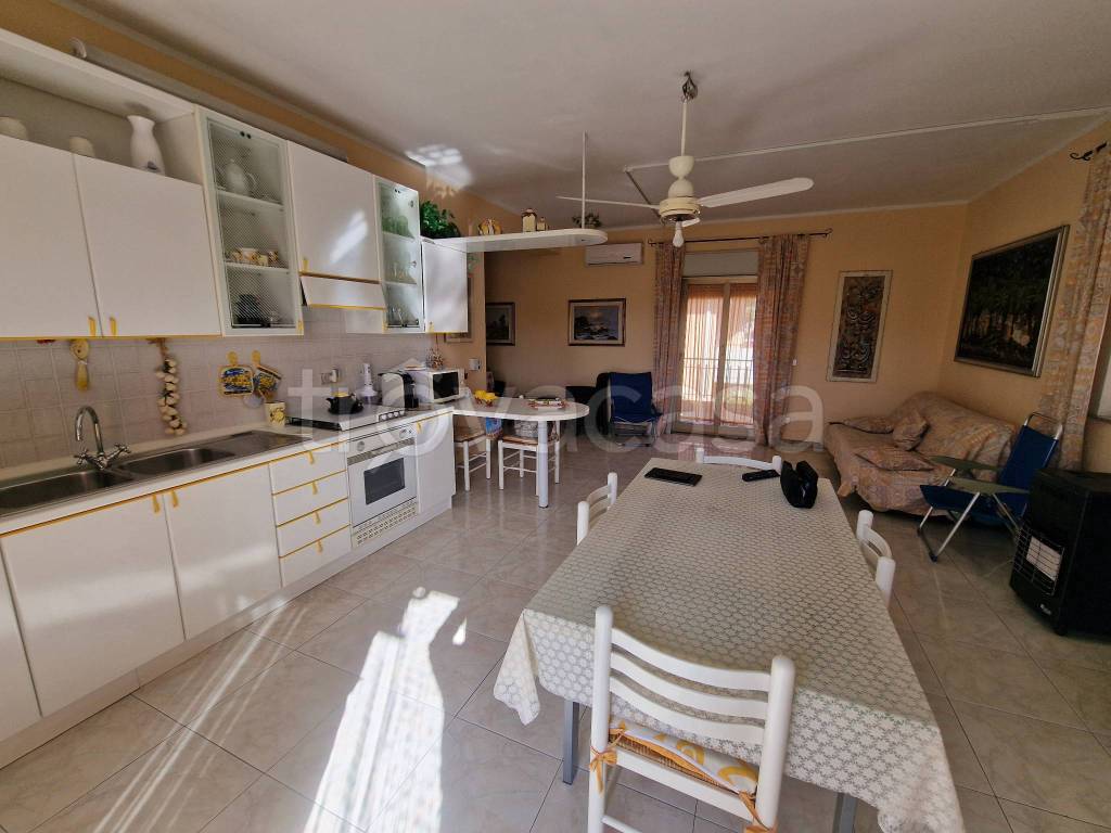 appartamento in vendita a Mascali in zona Fondachello