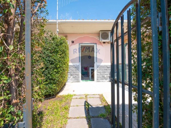 casa indipendente in vendita a Mascali in zona Fondachello