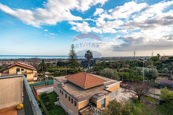casa indipendente in vendita a Mascali in zona Sant'Antonino